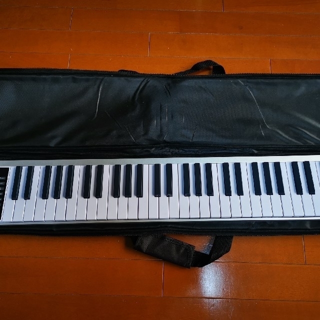 ニコマク NikoMaku 電子ピアノ 携帯型 SWAN 61鍵盤