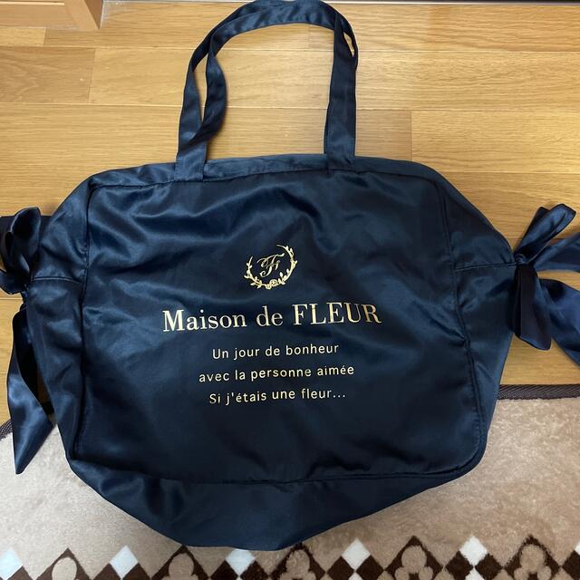 Maison de FLEUR(メゾンドフルール)のトラベルキャリーオンバッグ レディースのバッグ(スーツケース/キャリーバッグ)の商品写真