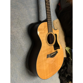 Taylor 314ce   ES2 2016年製　ほぼ新品。