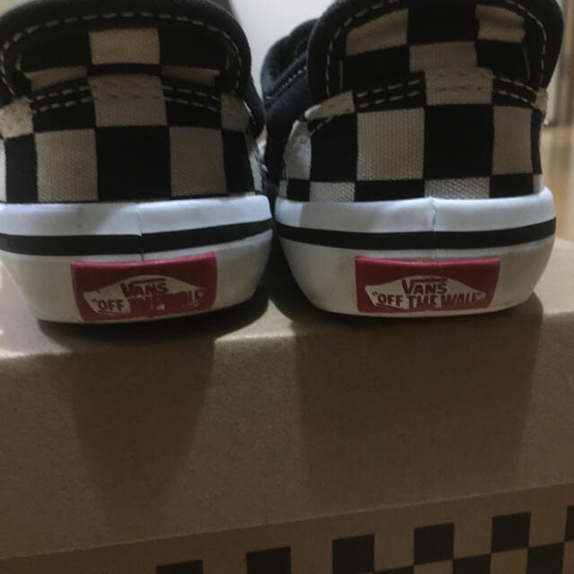 VANS(ヴァンズ)のVANS SLIP ON キッズ/ベビー/マタニティのキッズ靴/シューズ(15cm~)(スリッポン)の商品写真