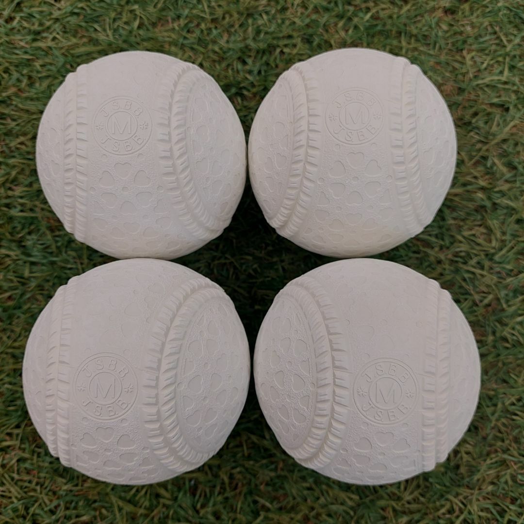 NAGASE KENKO(ナガセケンコー)のナガセケンコー 軟球ボール ケンコー M号 公認球 新品 4球 スポーツ/アウトドアの野球(ボール)の商品写真