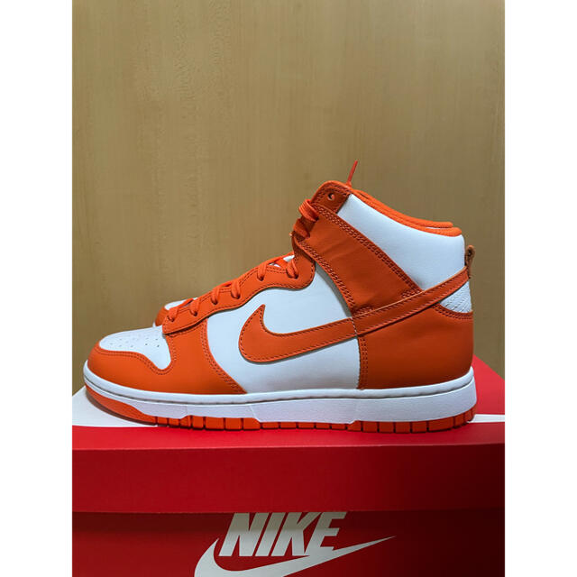 NIKE(ナイキ)のNIKE Dunk High Orange Blaze 27.5cm メンズの靴/シューズ(スニーカー)の商品写真