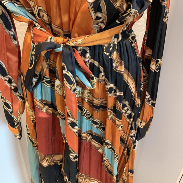 お値下げ中 ZARA ヴェルサーチ Versace風 ワンピース