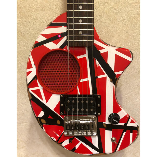 Fernandes(フェルナンデス)のZO-3 自家塗装　フェルナンデス　エレキギター 楽器のギター(エレキギター)の商品写真