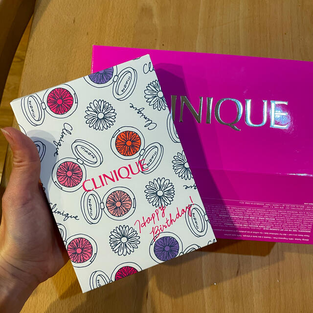 CLINIQUE(クリニーク)のクリニーク　手鏡　ノベルティ レディースのファッション小物(ミラー)の商品写真