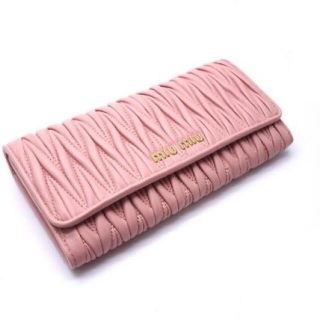 ミュウミュウ(miumiu)のn様専用(長財布)