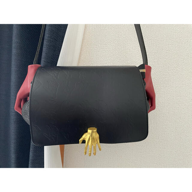 お取り寄せ】 惹きずり込まれる運命のレザーショルダーバッグ<M