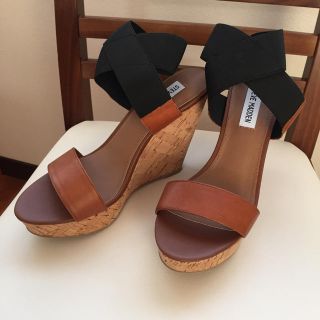 スティーブマデン(Steve Madden)の新品★未使用 STEVE MADDEN スティーブ マデン ウエッジサンダル(サンダル)