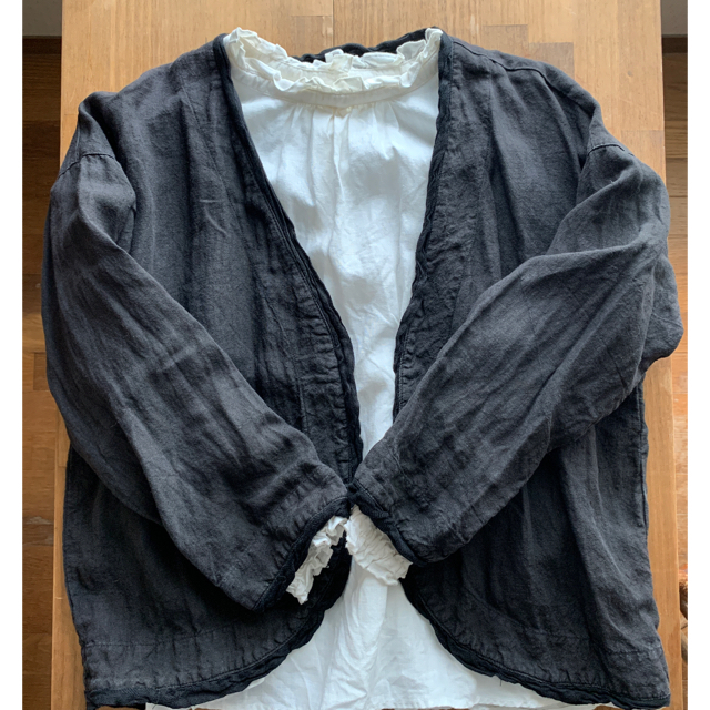 nest Robe(ネストローブ)のネストローブ スミクロ 羽織り レディースのジャケット/アウター(ノーカラージャケット)の商品写真