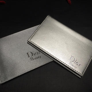 ディオール(Dior)の【新品】DIOR 脂取り紙付 ミラー☆パスケース 名刺入れ(名刺入れ/定期入れ)