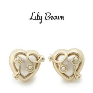 リリーブラウン(Lily Brown)の【新品未開封】リリーブラウン　ハートパールストーンイヤリング(イヤリング)