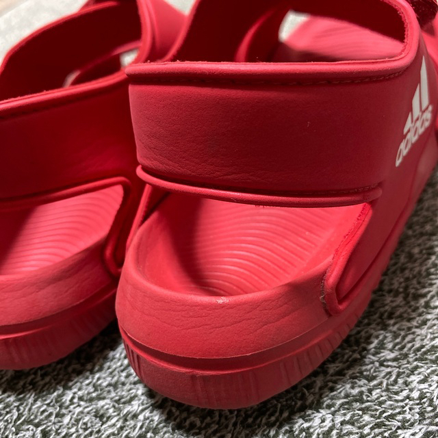 adidas(アディダス)のadidas サンダル  21 22 キッズ/ベビー/マタニティのキッズ靴/シューズ(15cm~)(サンダル)の商品写真