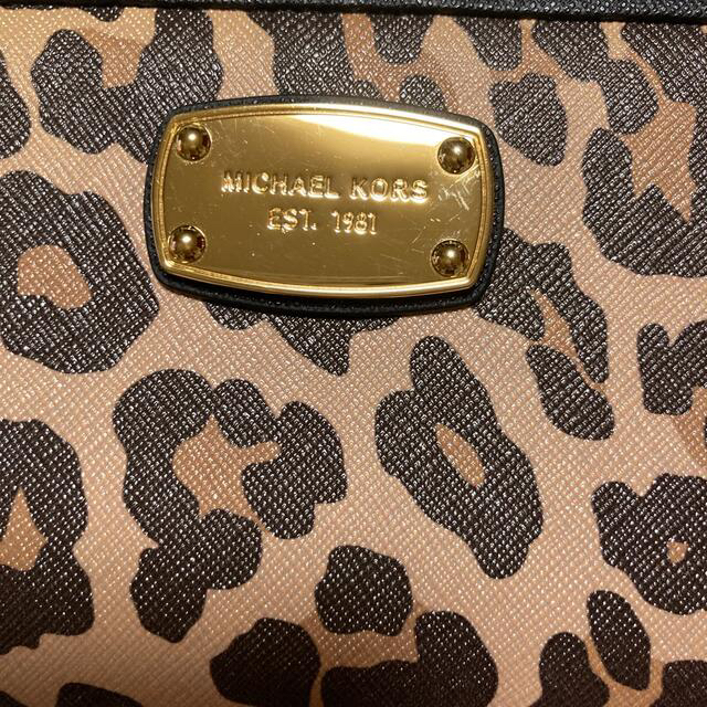 Michael Kors(マイケルコース)の美品　マイケルコース　レオパート　長財布 レディースのファッション小物(財布)の商品写真