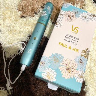 ポールアンドジョー(PAUL & JOE)のVS×PAUL&JOE USB ヘアアイロン(ヘアアイロン)