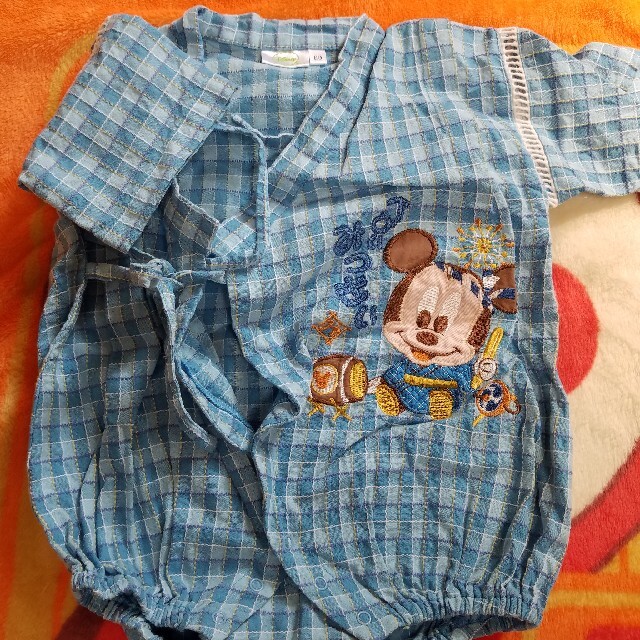 Disney(ディズニー)のミッキー甚平 キッズ/ベビー/マタニティのベビー服(~85cm)(甚平/浴衣)の商品写真