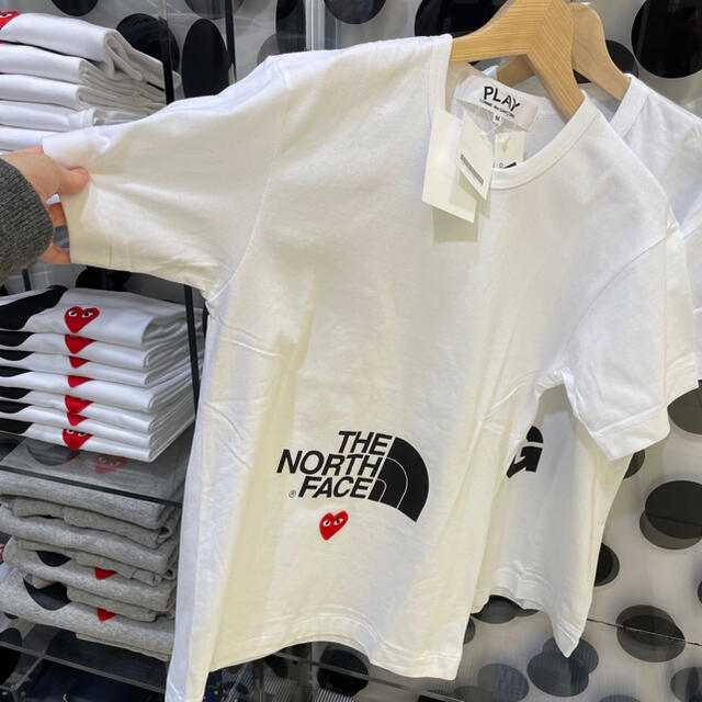 COMME des GARCONS(コムデギャルソン)の PLAY COMME des GARÇONS × THE NORTH FACE メンズのトップス(Tシャツ/カットソー(半袖/袖なし))の商品写真