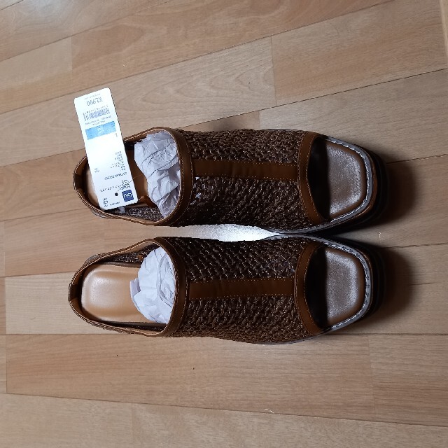 GU(ジーユー)のGUｳｪｯｼﾞｿｰﾙｻﾝﾀﾞﾙ新品メッシュ厚底サンダル レディースの靴/シューズ(サンダル)の商品写真