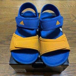 アディダス(adidas)のadidas キッズ サンダル 19cm 青(サンダル)