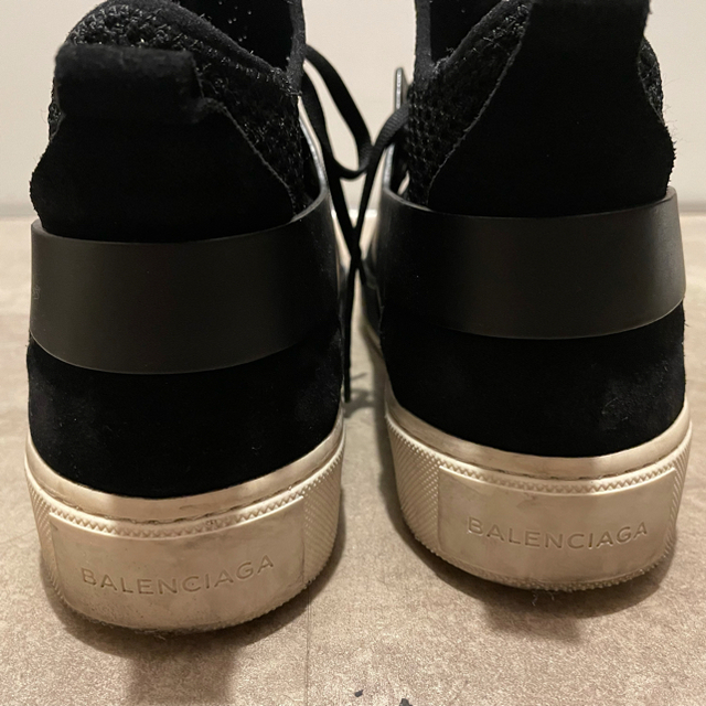 Balenciaga(バレンシアガ)の【今週迄値引き】BALENCIAGA High Top スニーカー メンズの靴/シューズ(スニーカー)の商品写真