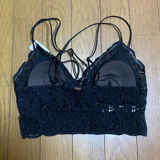 Victoria's Secret(ヴィクトリアズシークレット)の【新品】VICTORIA'S SECRET レースブラトップ　S レディースのトップス(ベアトップ/チューブトップ)の商品写真