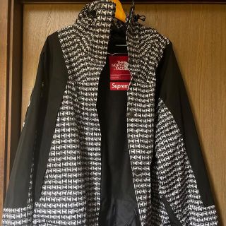 シュプリーム(Supreme)のsupreme the northface studded シュプリーム ノース(ナイロンジャケット)