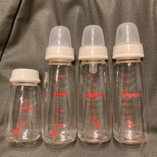 Pigeon(ピジョン)のPigeon 哺乳瓶 4個セット キッズ/ベビー/マタニティの授乳/お食事用品(哺乳ビン)の商品写真