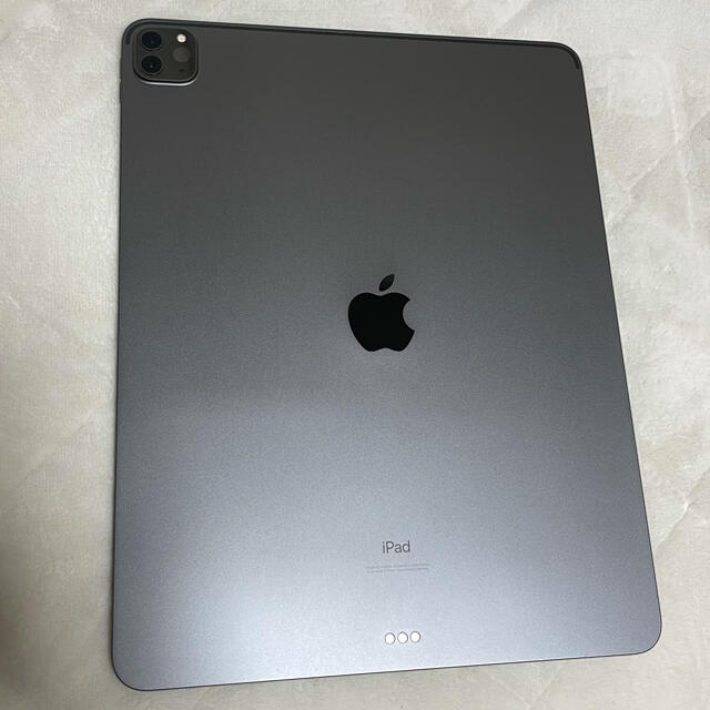 Apple(アップル)の【第4世代】iPad Pro12.9インチ 128GB wi-fiモデル スマホ/家電/カメラのPC/タブレット(タブレット)の商品写真