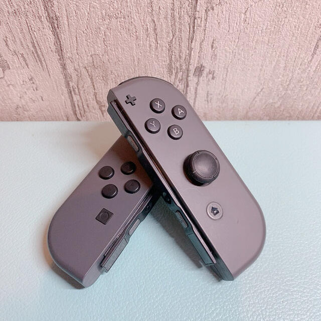 ストラップ２本付き廃盤グレー Switch 左右 ジョイコンJoy-Con