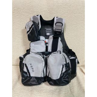 シマノ(SHIMANO)のシマノ xefo トリッパーゲームベスト Lサイズ　VF-275R(ウエア)