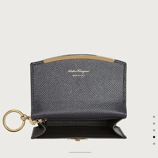 Salvatore Ferragamo(サルヴァトーレフェラガモ)の★値下げ中★Salvatore Ferragamo カードケース レディースのファッション小物(名刺入れ/定期入れ)の商品写真