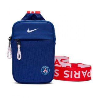 ナイキ(NIKE)のPSG パリサンジェルマン Stadium Smit Bag(ボディーバッグ)