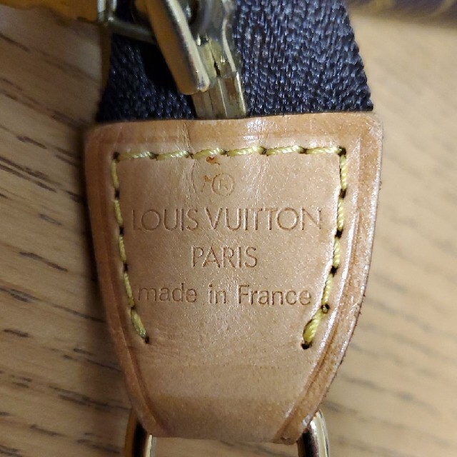 LOUIS アクセサリーポーチ VI1001の通販 by ｈｉｒｏ6353's shop｜ルイヴィトンならラクマ VUITTON - ルイヴィトン 限定20％OFF