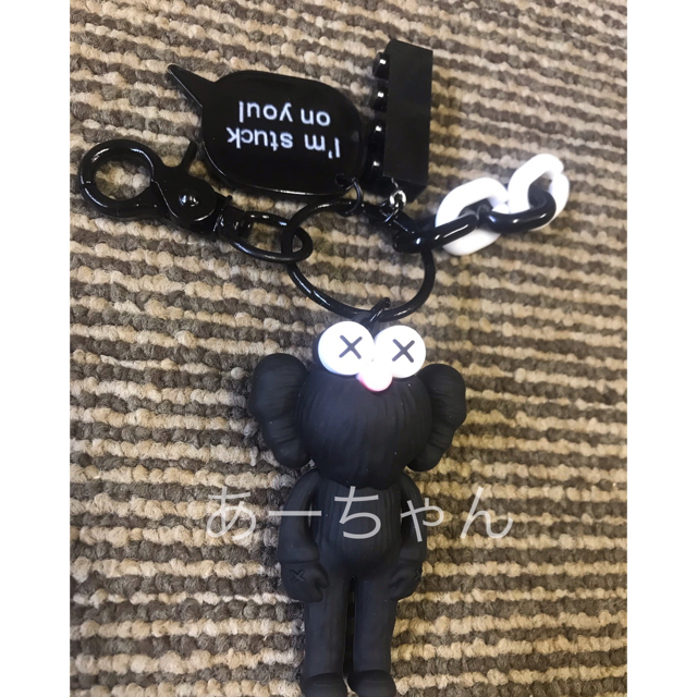 セサミストリート×kaws【全色】キーホルダー　カウズ　 バッグホルダー