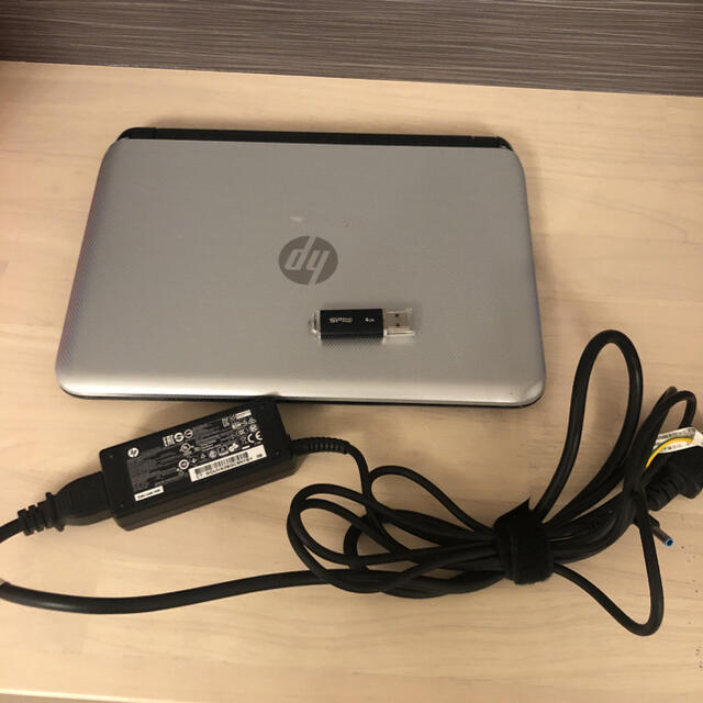 HP(ヒューレットパッカード)のHP TouchSmart 10-e003AU Prime OS スマホ/家電/カメラのPC/タブレット(ノートPC)の商品写真