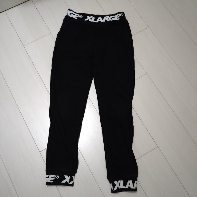 XLARGE(エクストララージ)のエクストララージ　ブラック　スウェット上下　140cm キッズ/ベビー/マタニティのキッズ/ベビー/マタニティ その他(その他)の商品写真