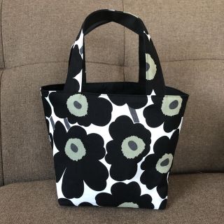 マリメッコ(marimekko)の【marimekko】ハンドメイド バッグ❁BK(バッグ)