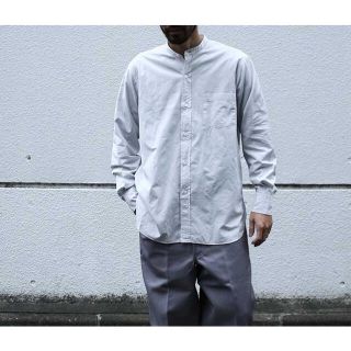 コモリ(COMOLI)のHERILL 21SS   ヘリル  バンドカラーシャツ  サイズ2  美品(シャツ)