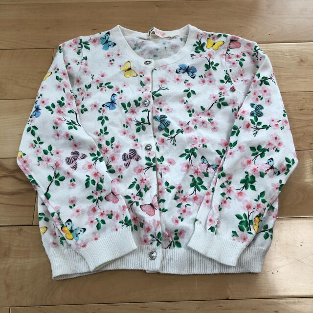 H&M(エイチアンドエム)のH&M カーディガン  110センチ キッズ/ベビー/マタニティのキッズ服女の子用(90cm~)(カーディガン)の商品写真