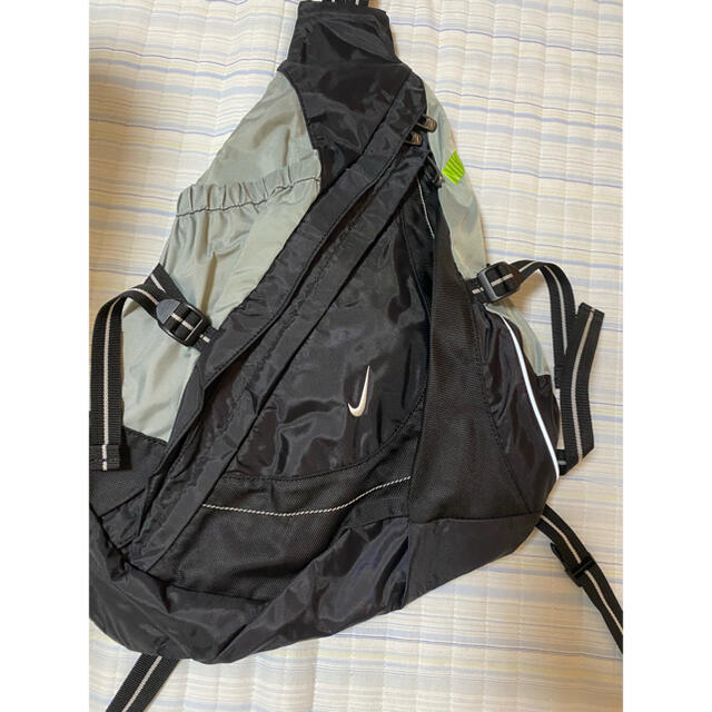 NIKE(ナイキ)のNIKE   カバン メンズのバッグ(ショルダーバッグ)の商品写真