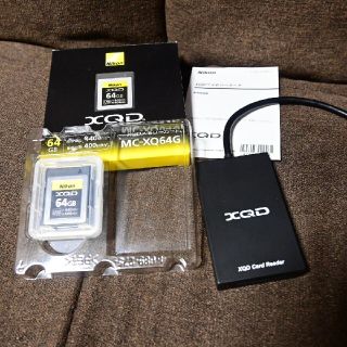 ニコン(Nikon)のニコン　XQDカード　64GB カードリーダー付(その他)