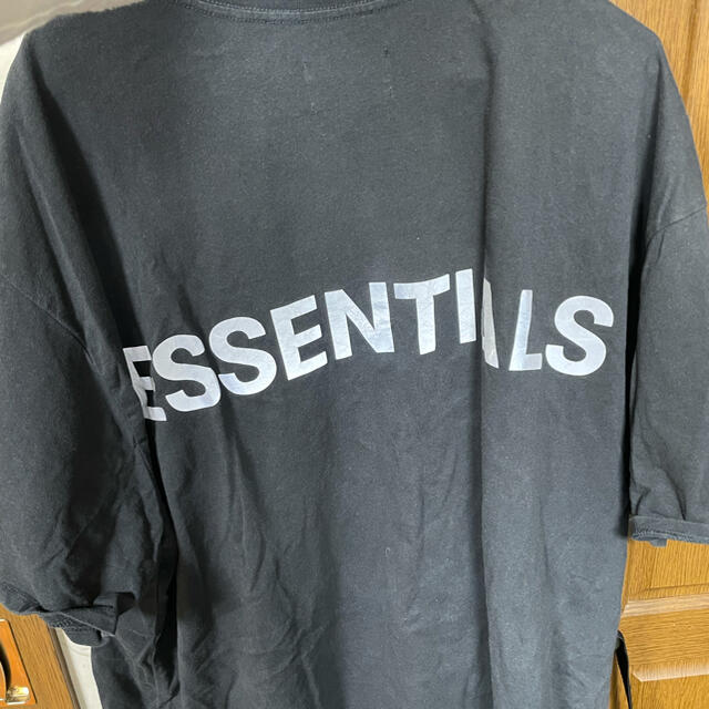 FEAR OF GOD(フィアオブゴッド)のFOG ESSENTIALS メンズのトップス(Tシャツ/カットソー(半袖/袖なし))の商品写真