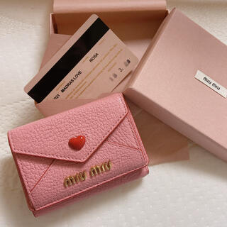 ミュウミュウ(miumiu)の新品定価以下♡マドラスラブ♡ミニ財布♡ピンク(財布)