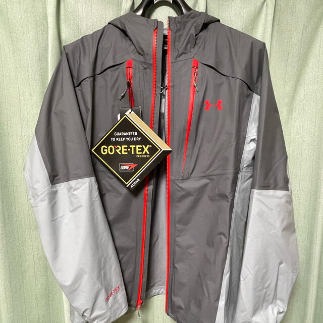 Under Armour GORE-TEX JACKET