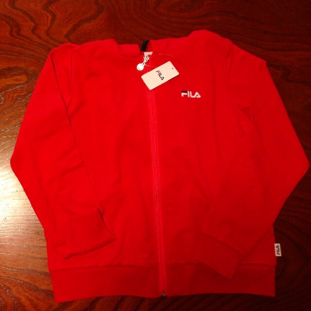 FILA(フィラ)の新品！   FILA  フルジップフーディ   L   レッド 薄手 スウェット レディースのトップス(パーカー)の商品写真