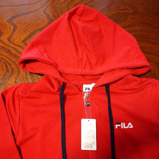 FILA(フィラ)の新品！   FILA  フルジップフーディ   L   レッド 薄手 スウェット レディースのトップス(パーカー)の商品写真