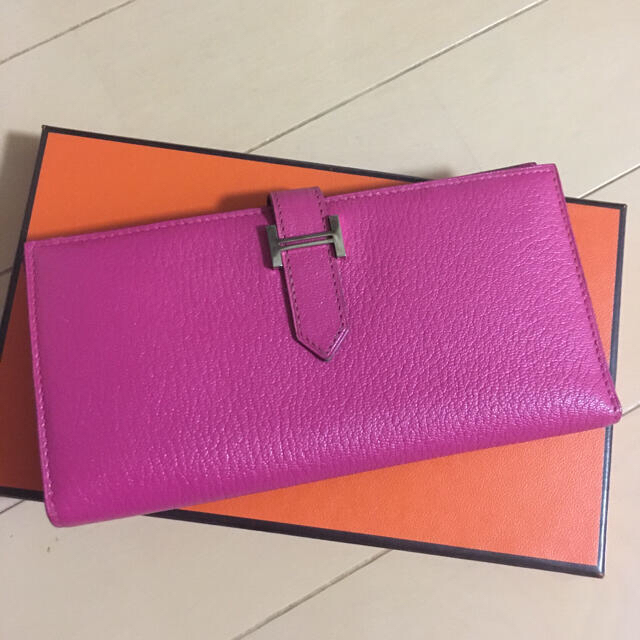 HERMES ベアン財布