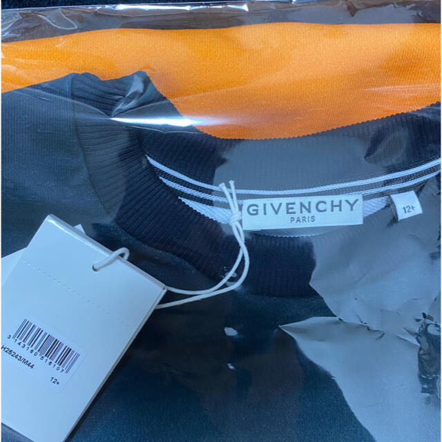 GIVENCHY 14Y 大人でもオッケー