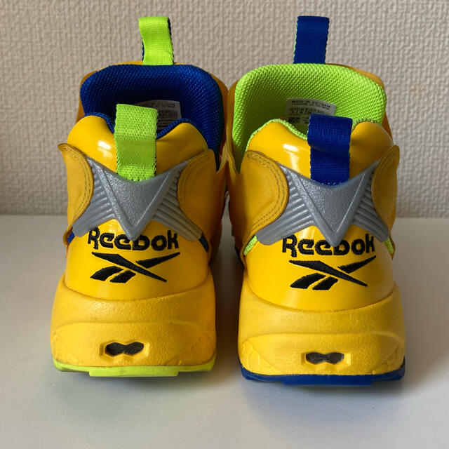 Reebok(リーボック)のReebok pump fury ミニオン 23.5cm レディースの靴/シューズ(スニーカー)の商品写真