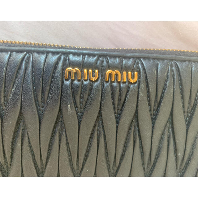 売り切り値下げ中！！miumiu マトラッセ長財布　ミュウミュウ 5