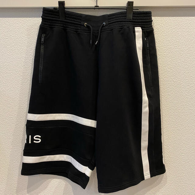 Givenchy メンズショートパンツXL